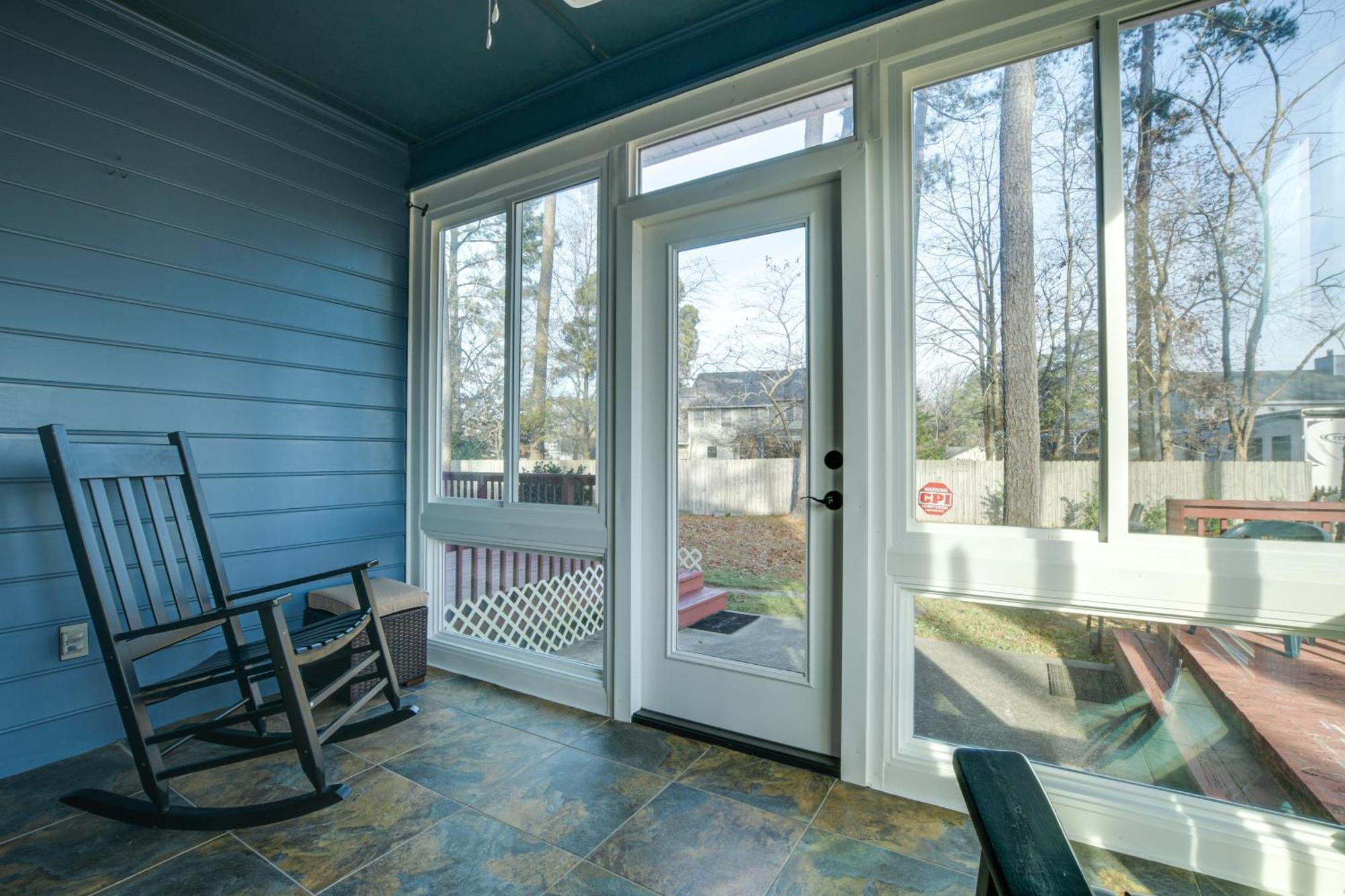 Lovely Fayetteville Home Deck And Fireplace! Dış mekan fotoğraf